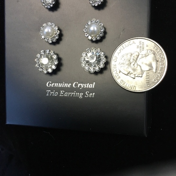 Genuine Crystal Trio Post Stud Pierced Earrings 3 Piece Set - Picture 5 of 13